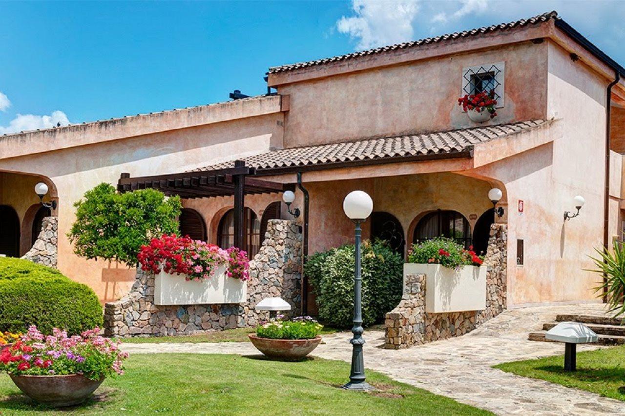 Baia Di Nora Hotel 4*