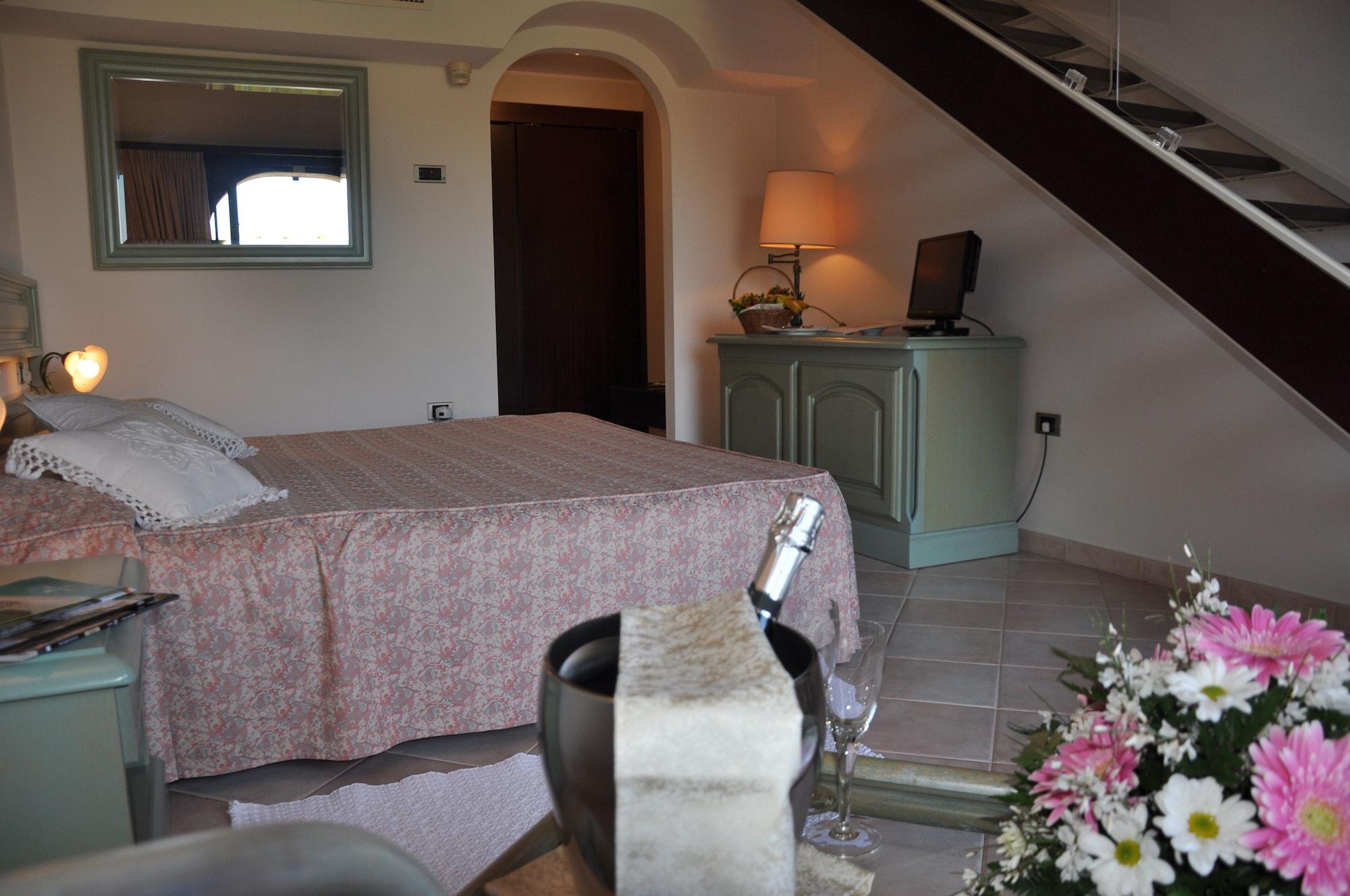 Hotel Baia Di Nora Pula