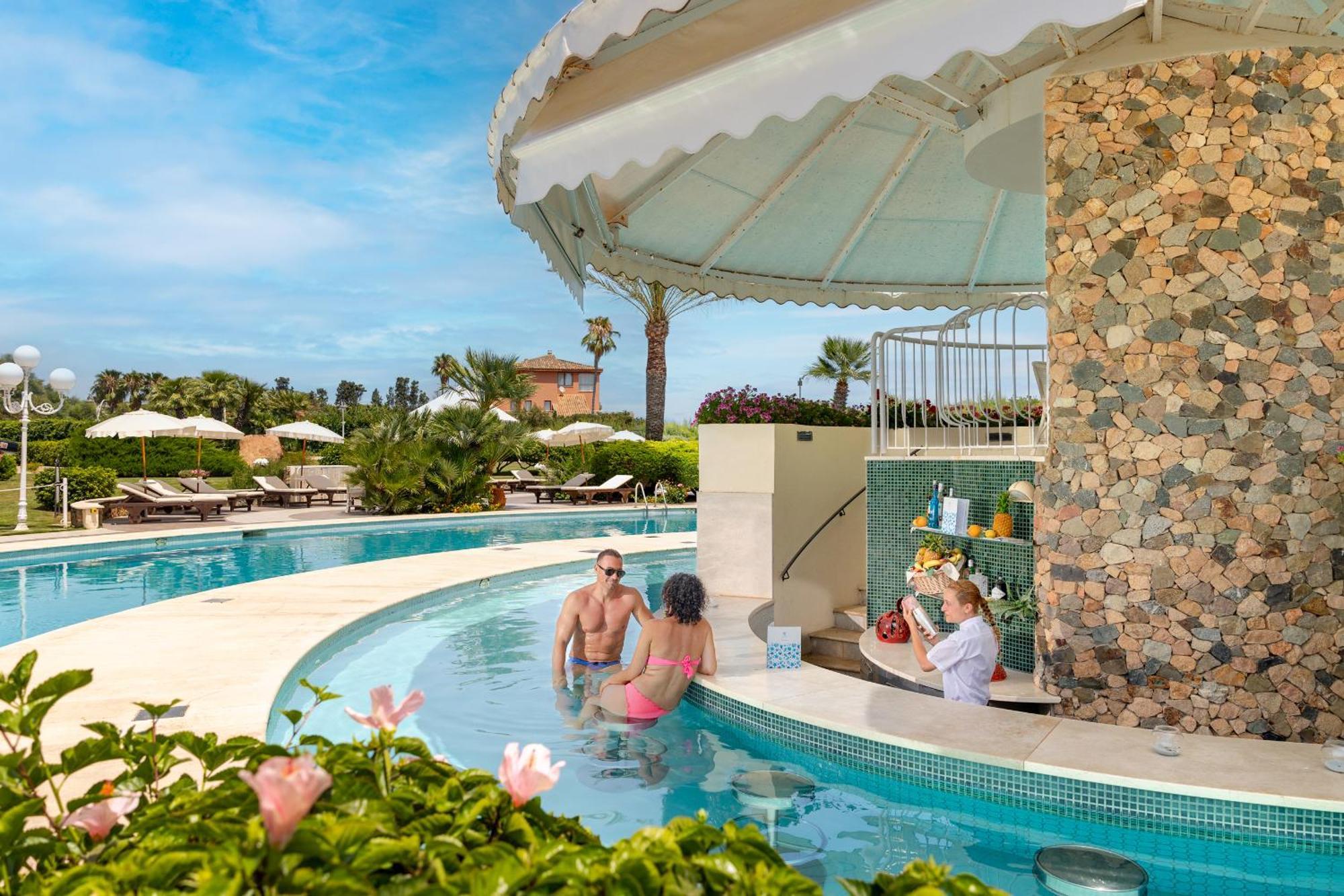 Baia Di Nora Hotel